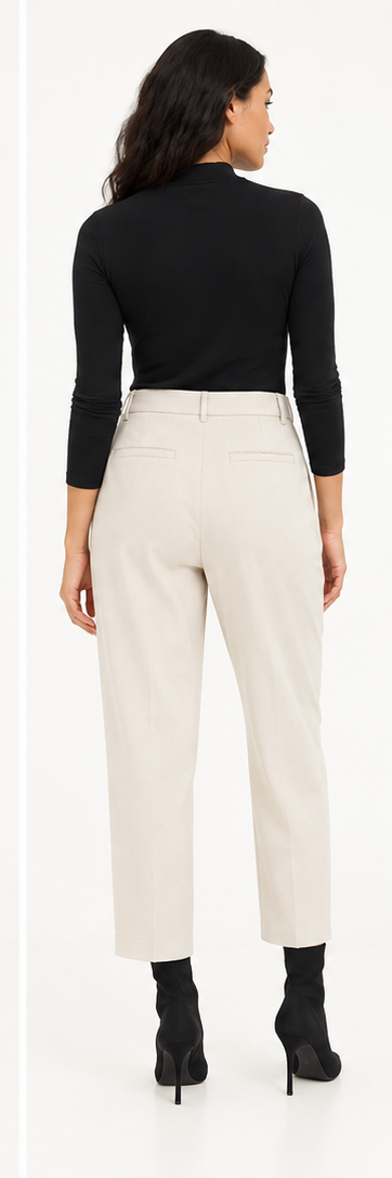 Carrot-Fit Pleated Trousers