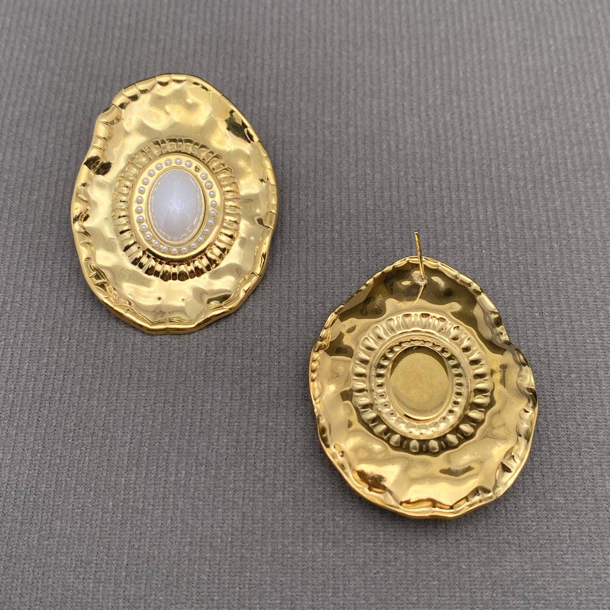 Pearl Inlaid 18K Gold-Plated Stainless Steel Earrings | AVRENDI