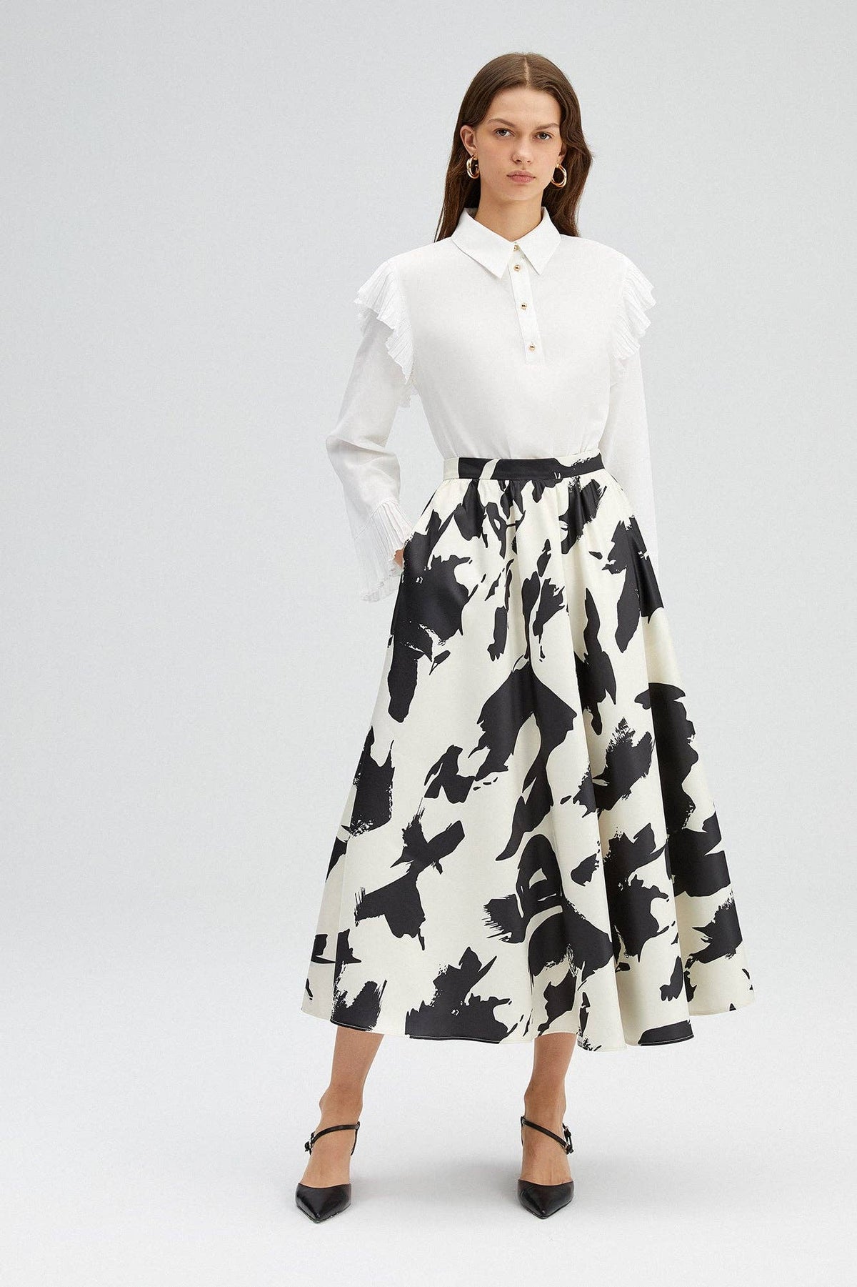 Abstract Print Satin A-Line Skirt – High Waist in Cream | AVRENDI