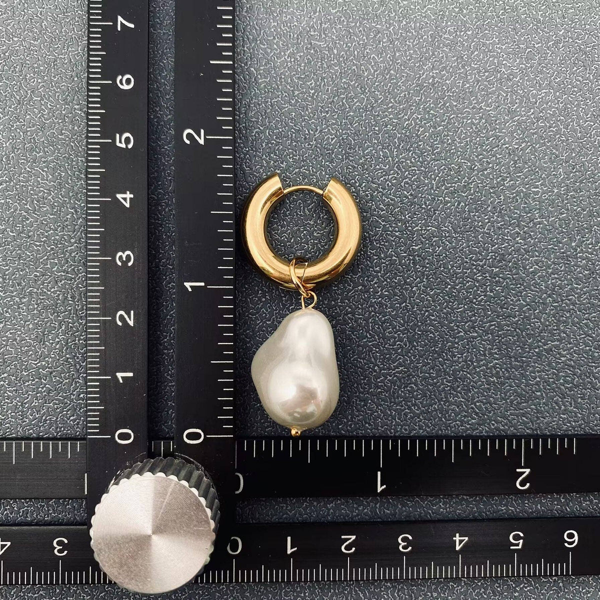 Pearl Charm Pendant 18K Stainless Steel Huggie Earrings | AVRENDI