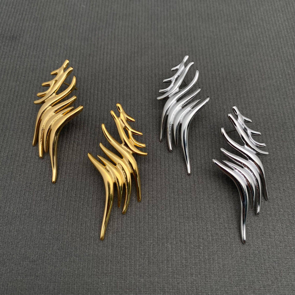 Irregular Wing 18K Gold-Plated Stainless Steel Stud Earrings in Golden | AVRENDI