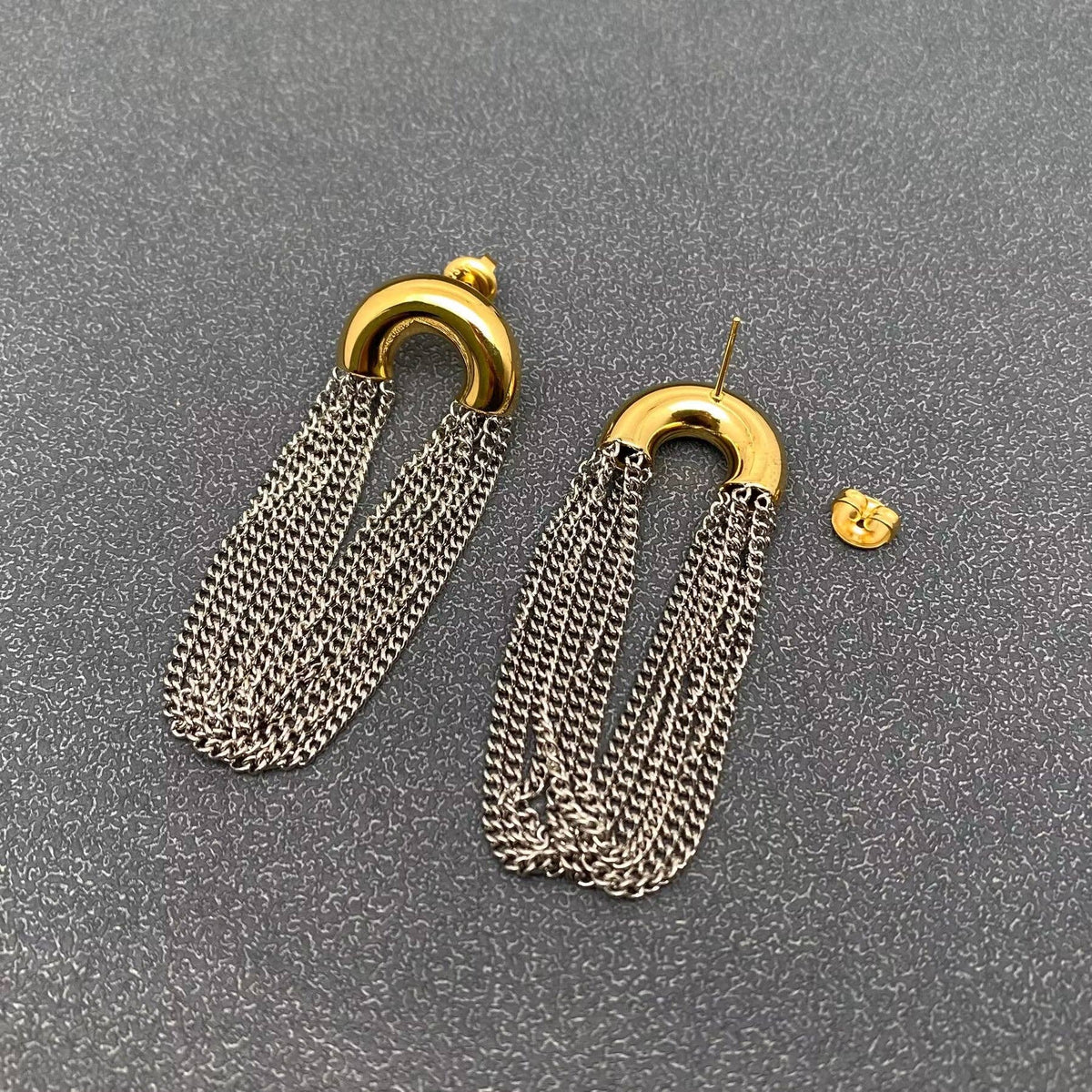 Chain Fringe 18K Gold-Plated Stainless Steel Curved Post Earrings | AVRENDI