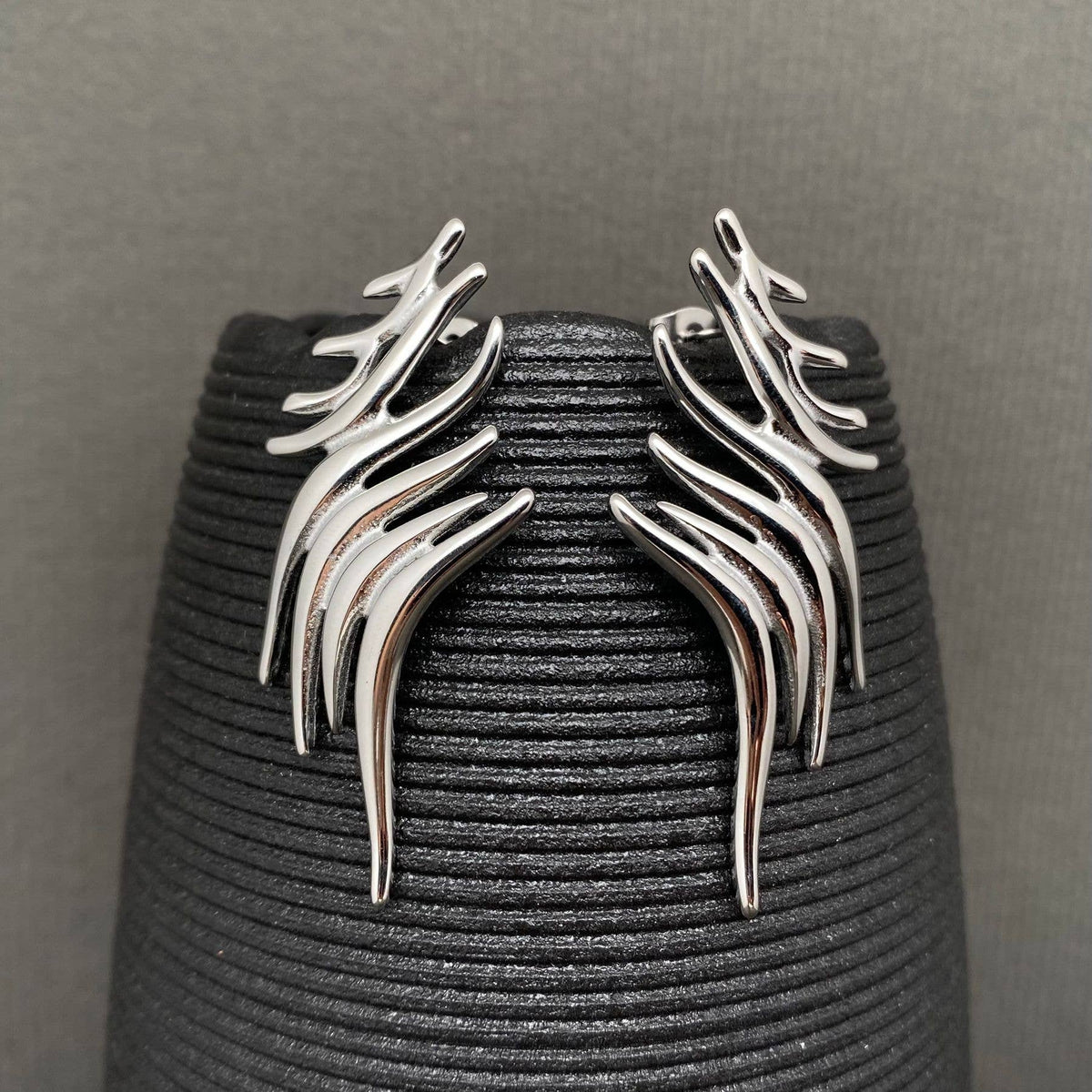 Irregular Wing 18K Gold-Plated Stainless Steel Stud Earrings | AVRENDI