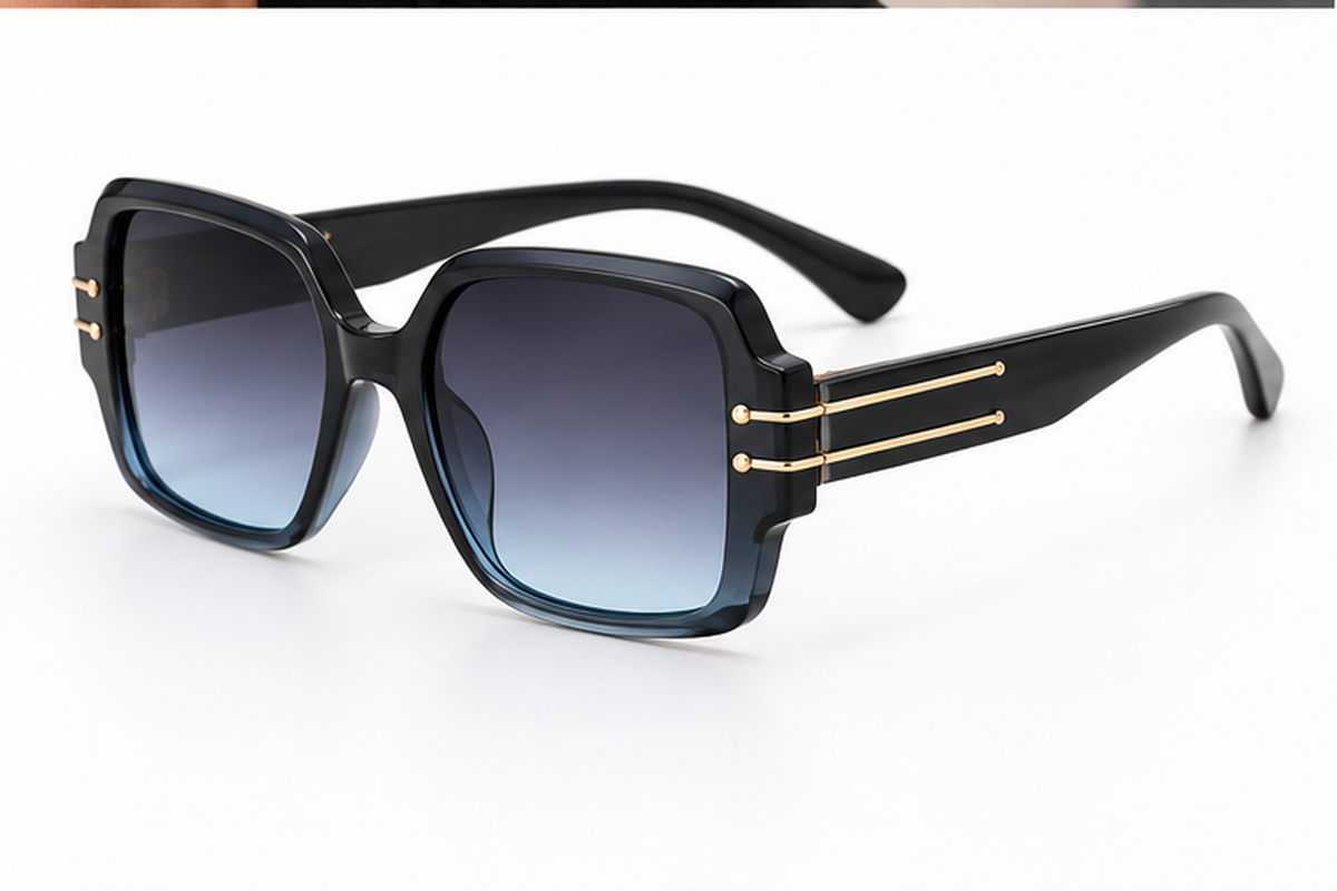 Rivet Square Sunglasses – product view 3 | AVRENDI