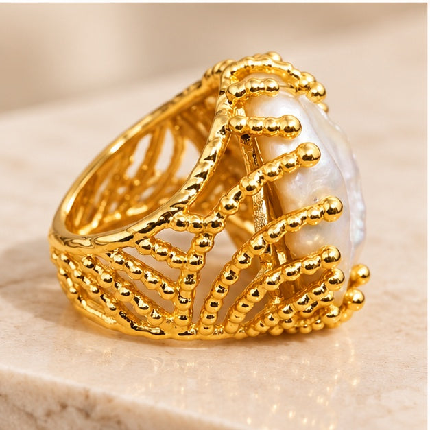 Inlaid Pearl Hollow Gold-Plated Adjustable Ring