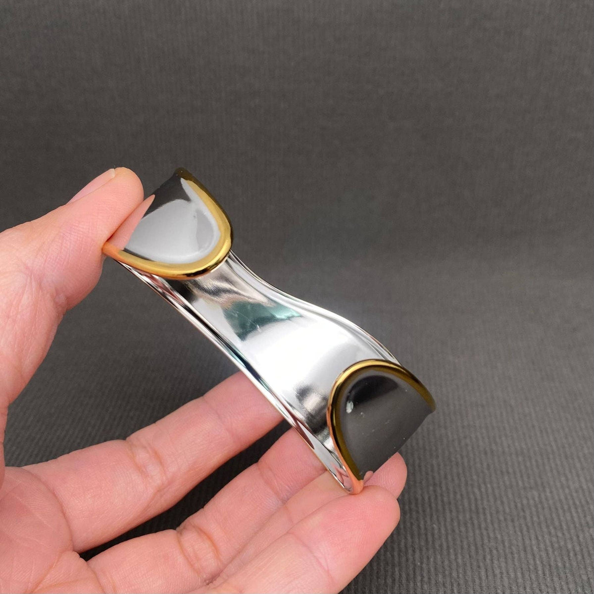 Two-tone 18K Gold-Plated Stainless Steel Cuff | AVRENDI