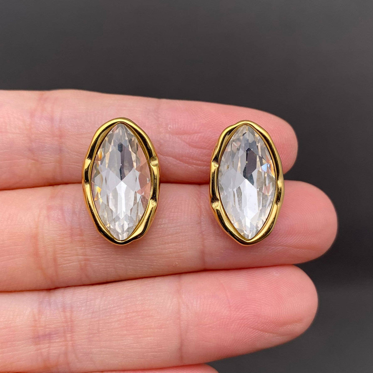 Sparkling Big Zircon 18K Gold-Plated Stainless Steel Earrings | AVRENDI