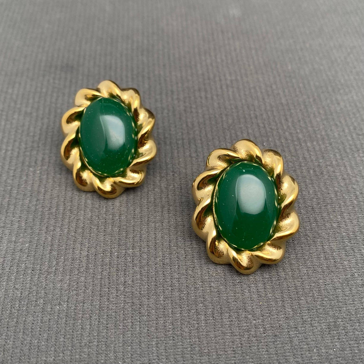 Oval Agate 18K Gold-Plated Stainless Steel Earrings | AVRENDI