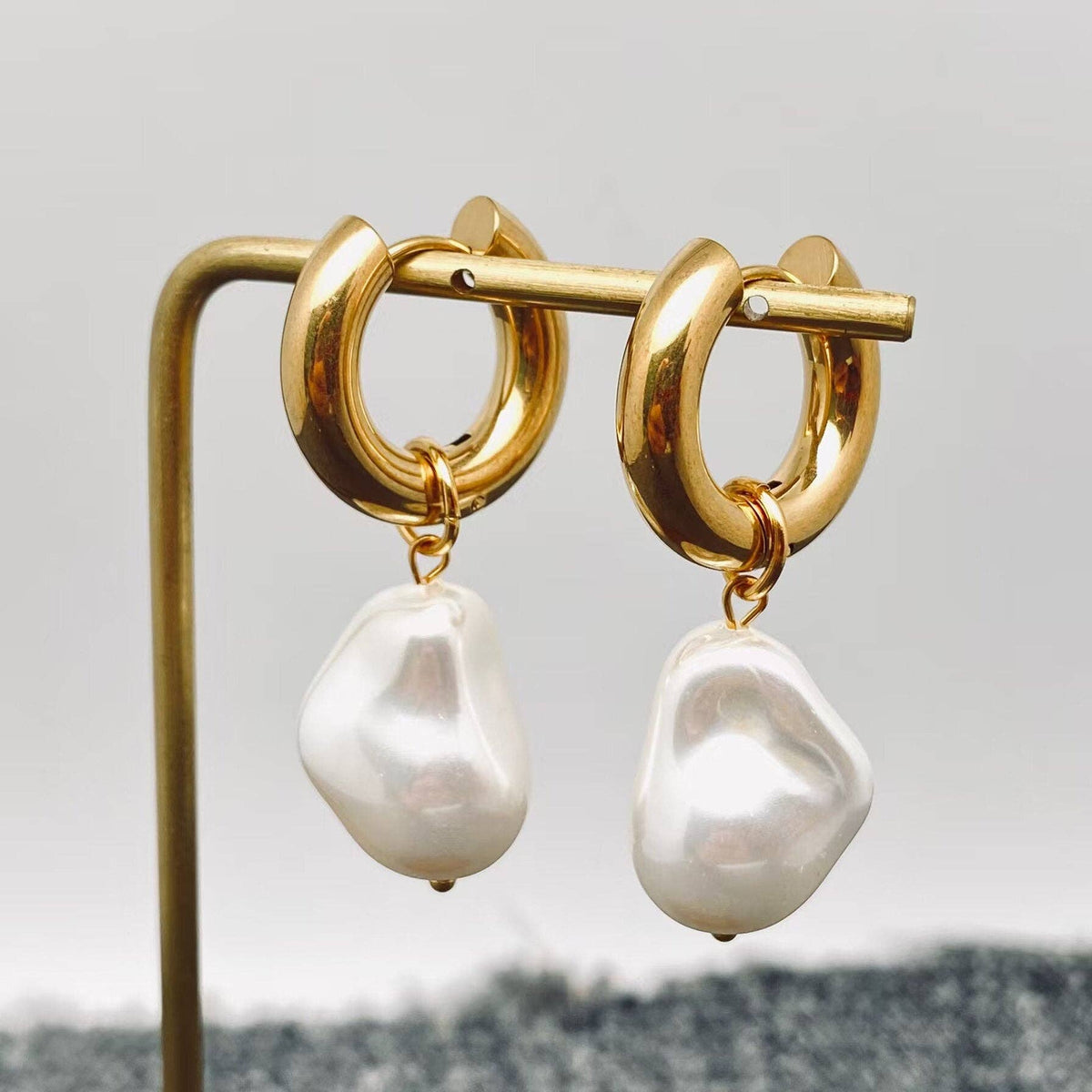 Pearl Charm Pendant 18K Stainless Steel Huggie Earrings | AVRENDI