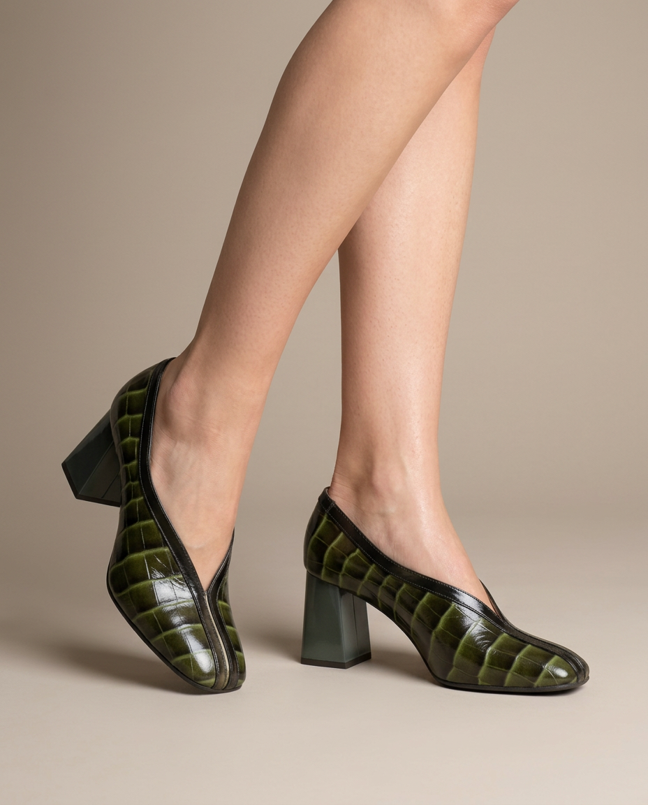 Green Croc-Print V-Seam Block-Heel Pumps | AVRENDI