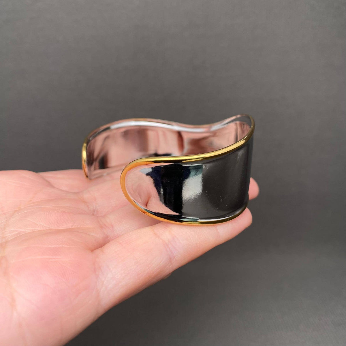 Two-tone 18K Gold-Plated Stainless Steel Cuff | AVRENDI