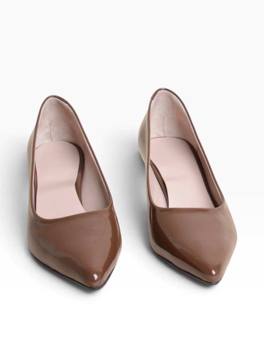 Chocolate Patent Pointed-Toe Pumps | AVRENDI