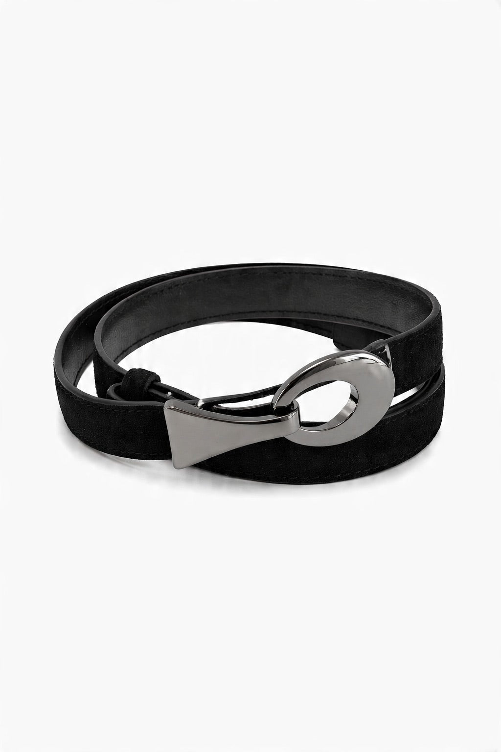 Sculptural-Buckle Genuine Leather Belt in Black/Gunmetal | AVRENDI