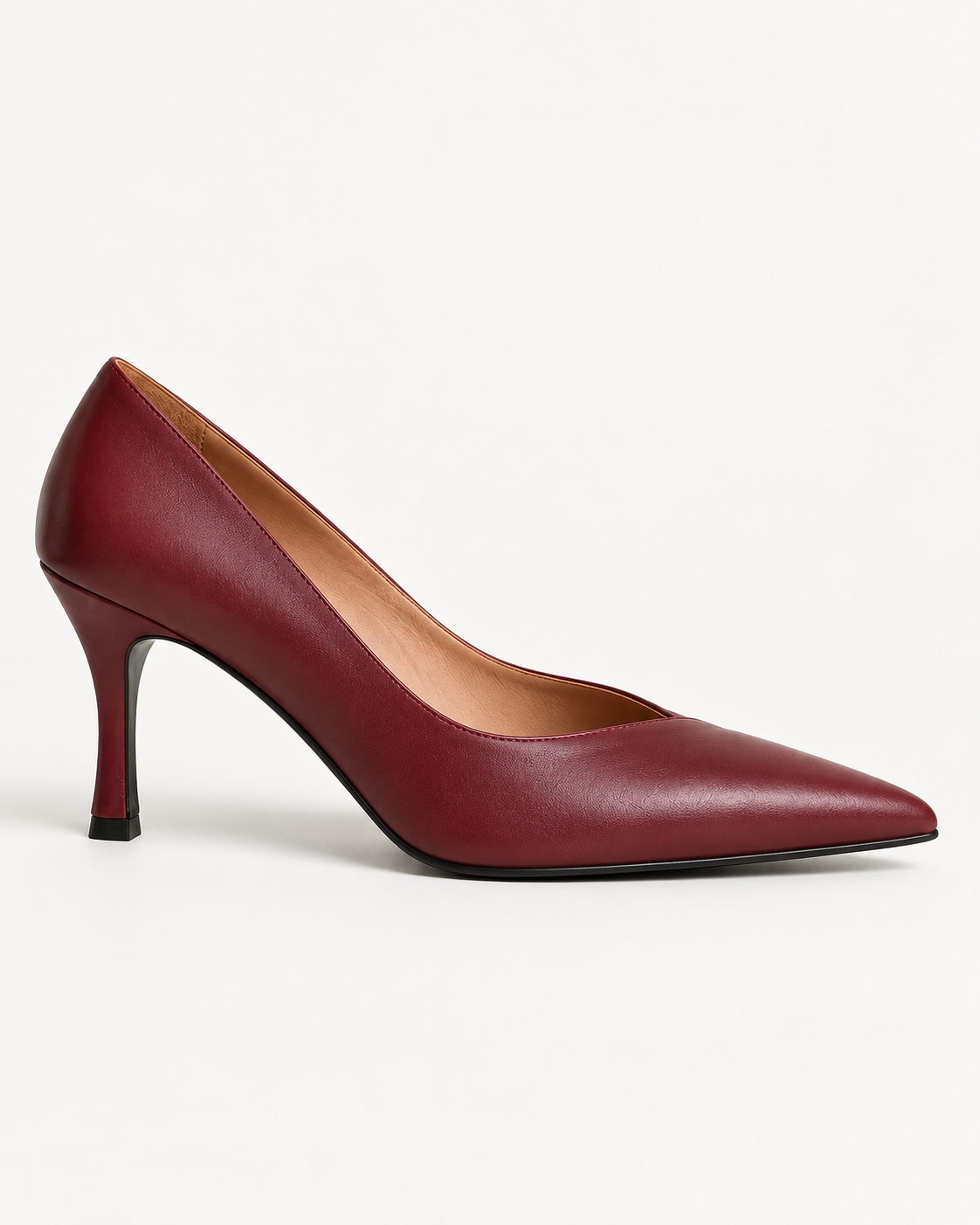 Escarpins asymétriques à bout pointu en cuir rouge